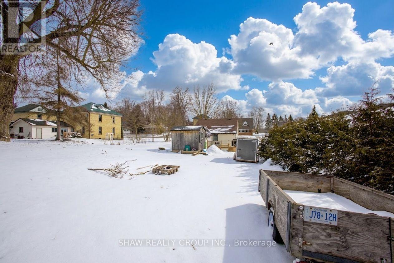 21 Main Street W, Mapleton, Ontario  N0G 1P0 - Photo 26 - X12895358