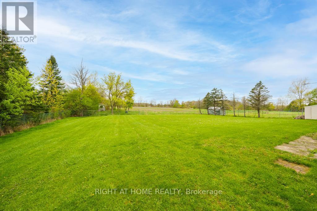 1055 Golf Club Road, Hamilton, Ontario  L0R 1P0 - Photo 43 - X12909170