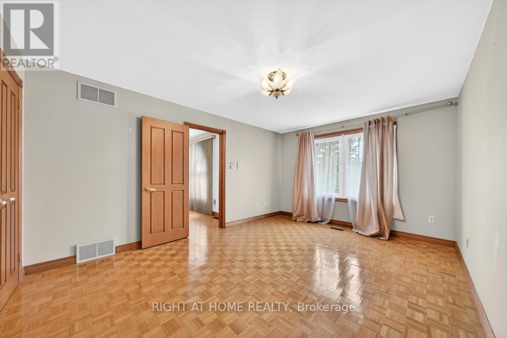 1055 Golf Club Road, Hamilton, Ontario  L0R 1P0 - Photo 31 - X12909170