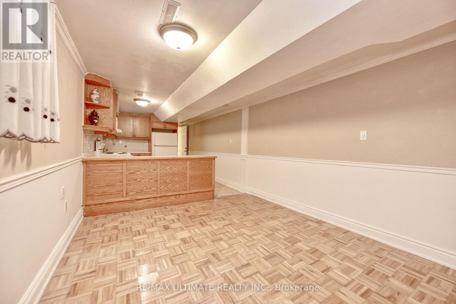 132 Spears Street, Toronto, Ontario  M6N 3X7 - Photo 15 - W13132236