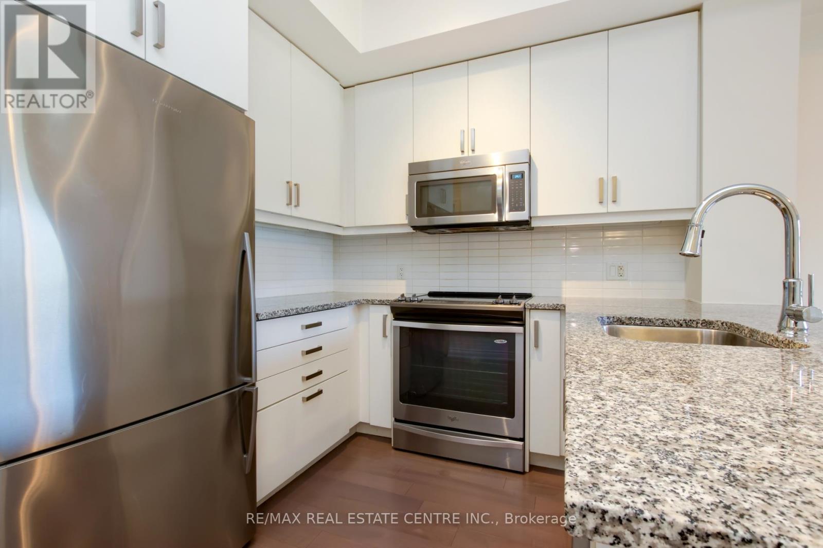 103 - 3170 Erin Mills Parkway, Mississauga, Ontario  L5L 0B6 - Photo 10 - W13132254