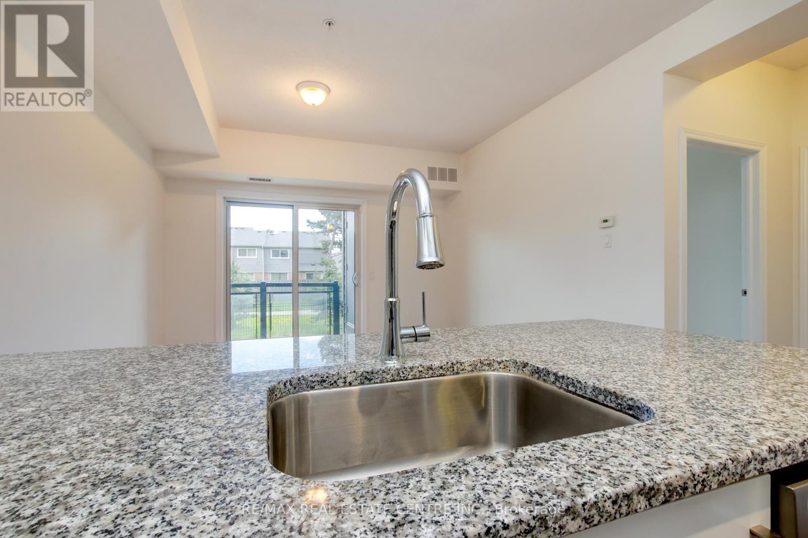 103 - 3170 Erin Mills Parkway, Mississauga, Ontario  L5L 0B6 - Photo 12 - W13132254