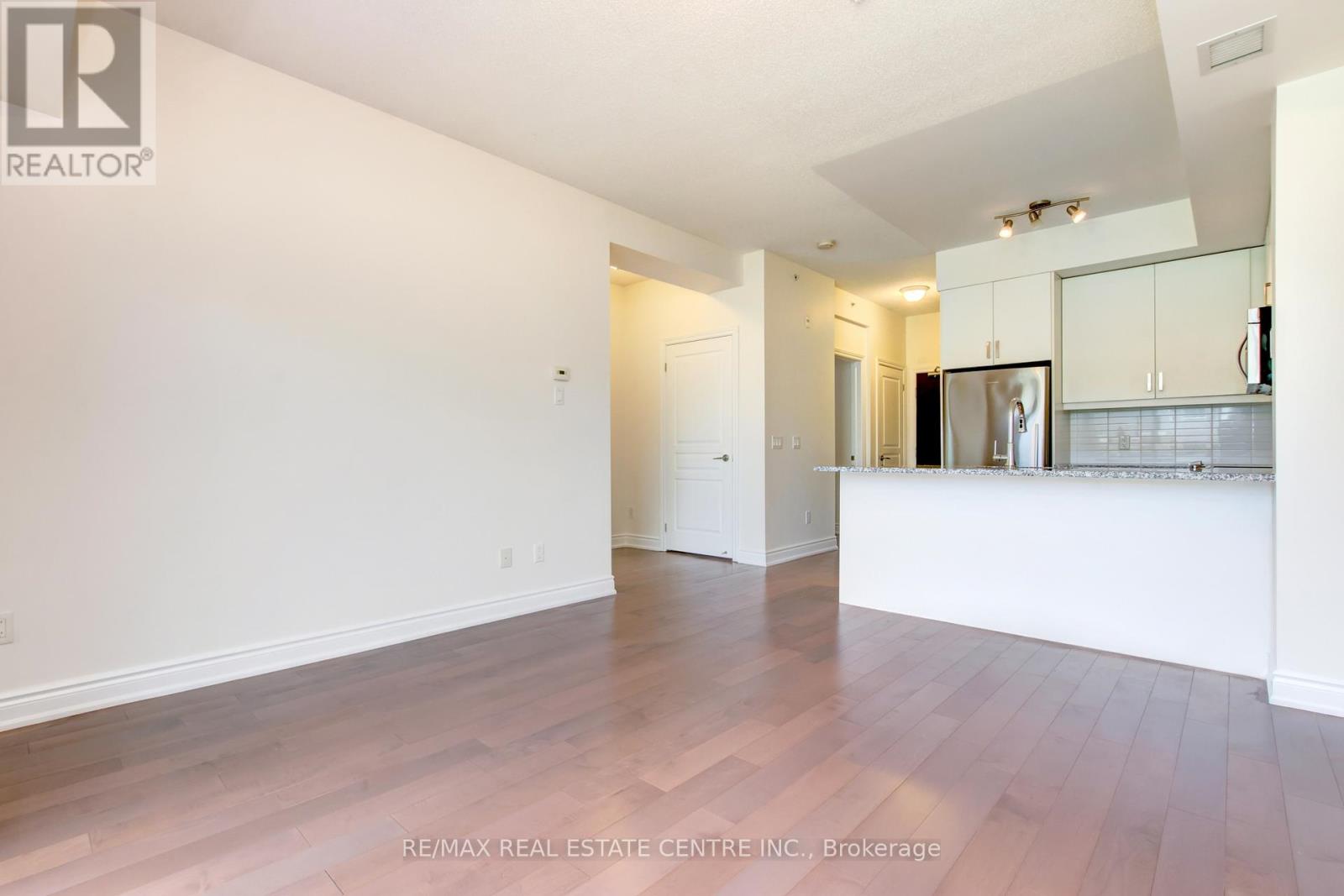 103 - 3170 Erin Mills Parkway, Mississauga, Ontario  L5L 0B6 - Photo 22 - W13132254