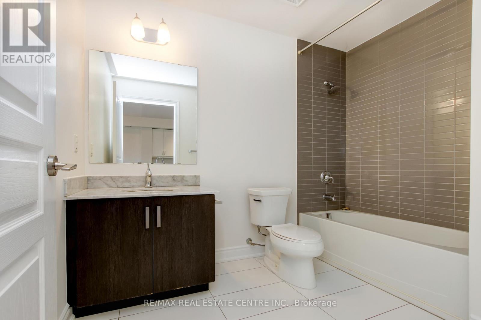 103 - 3170 Erin Mills Parkway, Mississauga, Ontario  L5L 0B6 - Photo 28 - W13132254