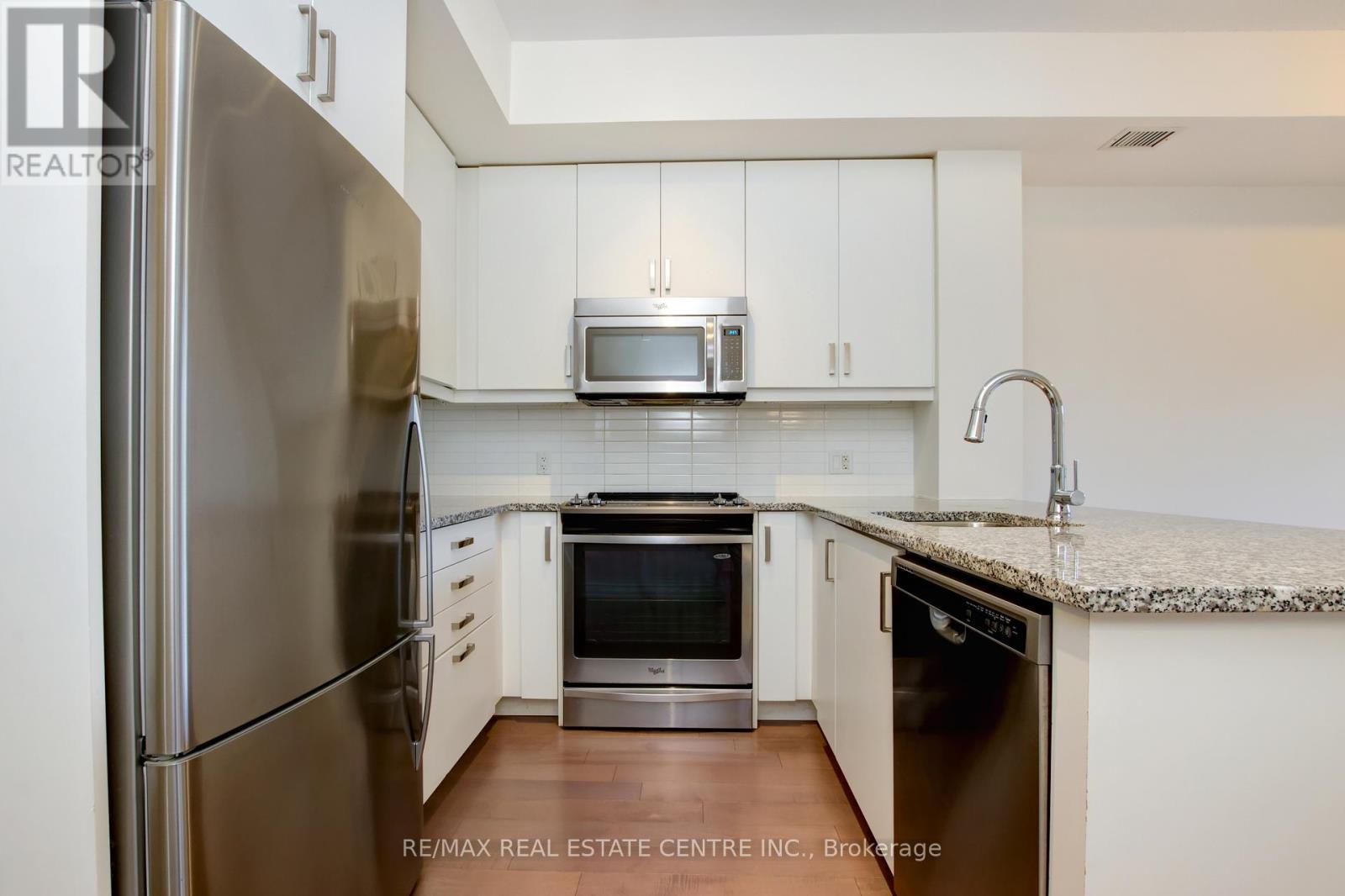 103 - 3170 Erin Mills Parkway, Mississauga, Ontario  L5L 0B6 - Photo 9 - W13132254