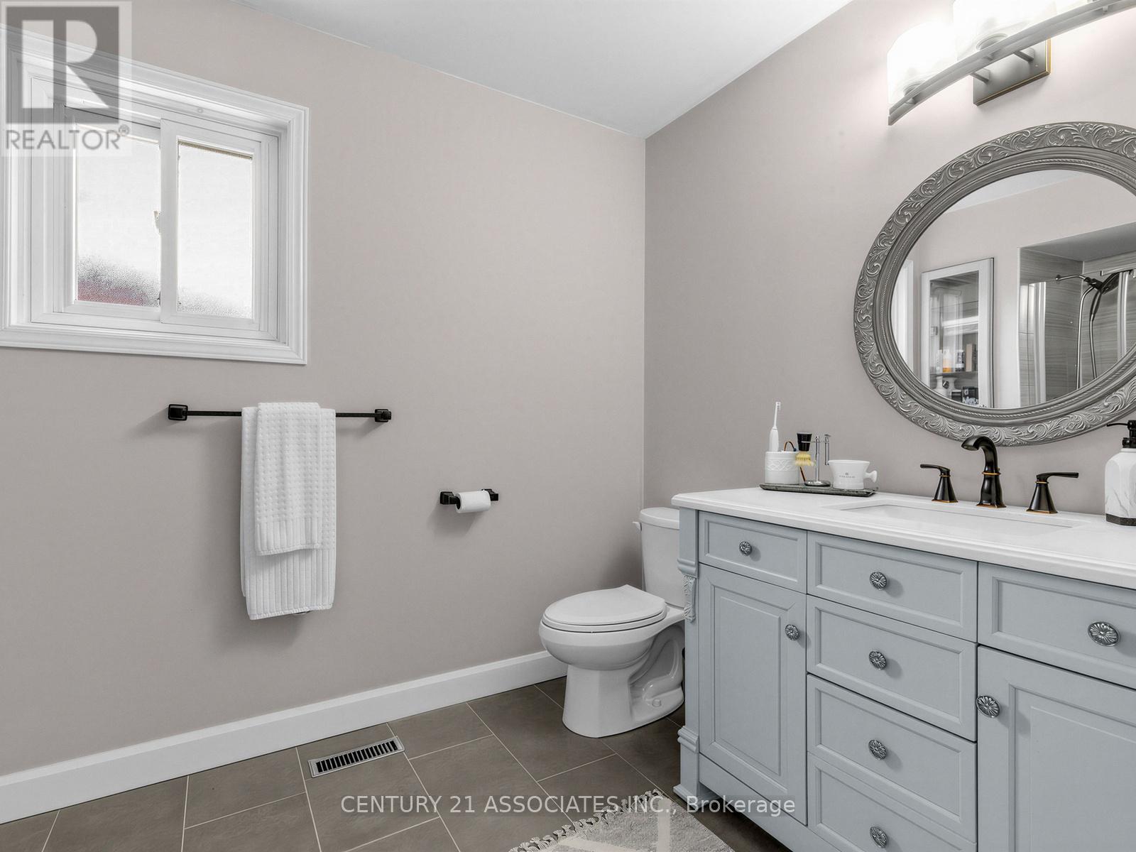 2908 Tradewind Drive, Mississauga, Ontario  L5N 6L2 - Photo 30 - W13132386