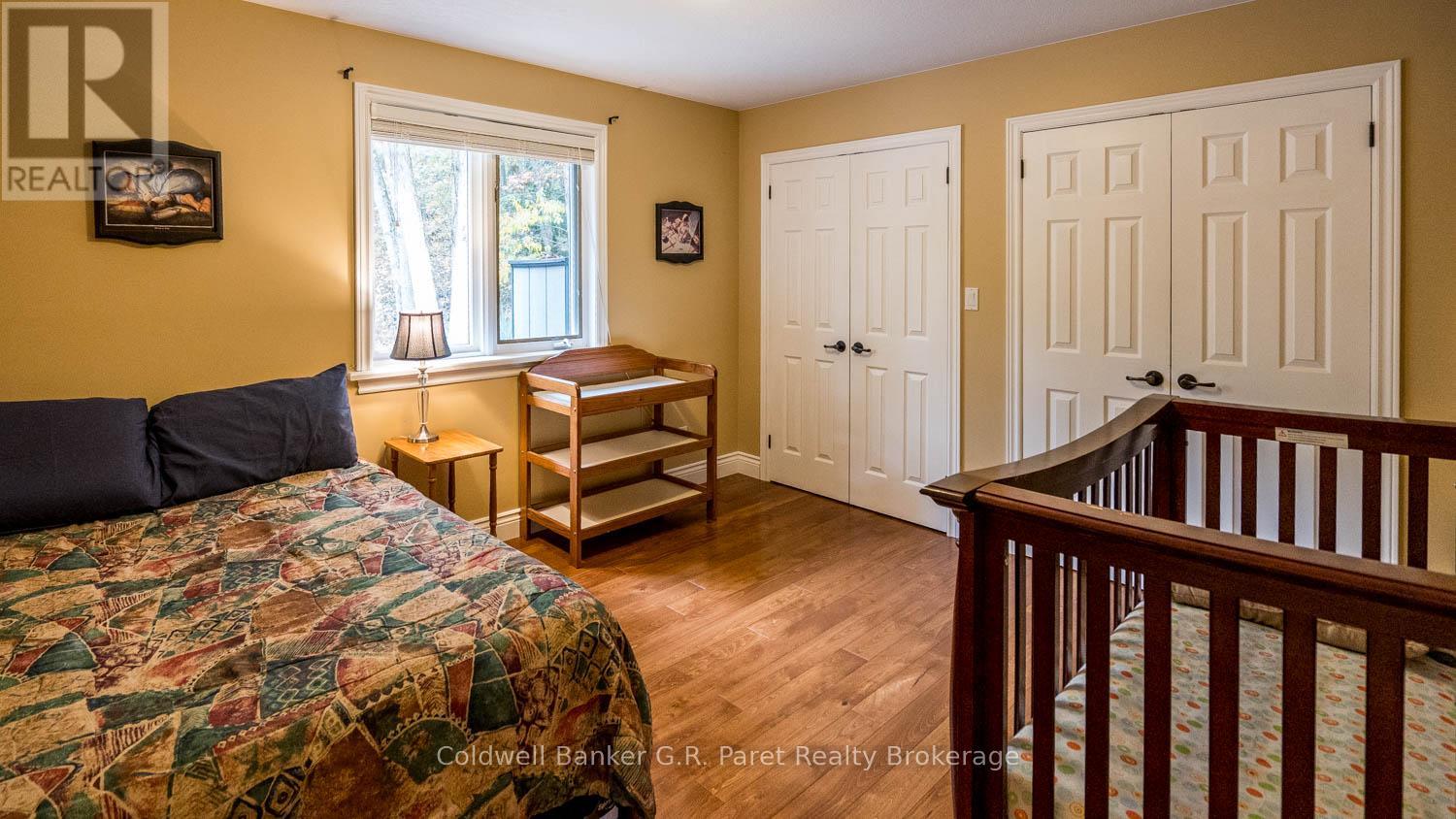 9862 Lakeshore Drive, Lambton Shores, Ontario  N0M 1T0 - Photo 33 - X12489656