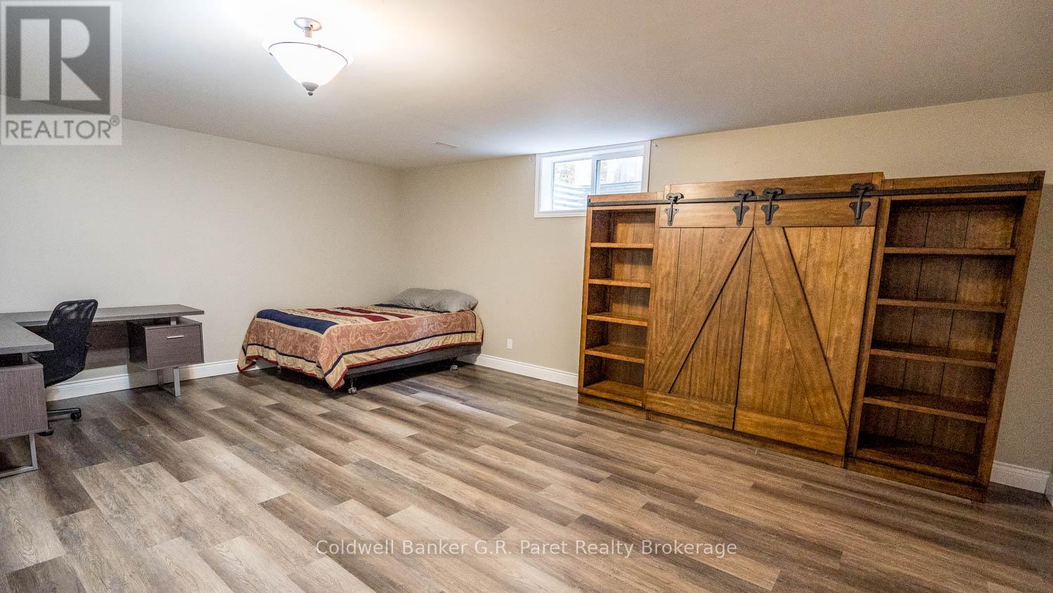 9862 Lakeshore Drive, Lambton Shores, Ontario  N0M 1T0 - Photo 35 - X12489656