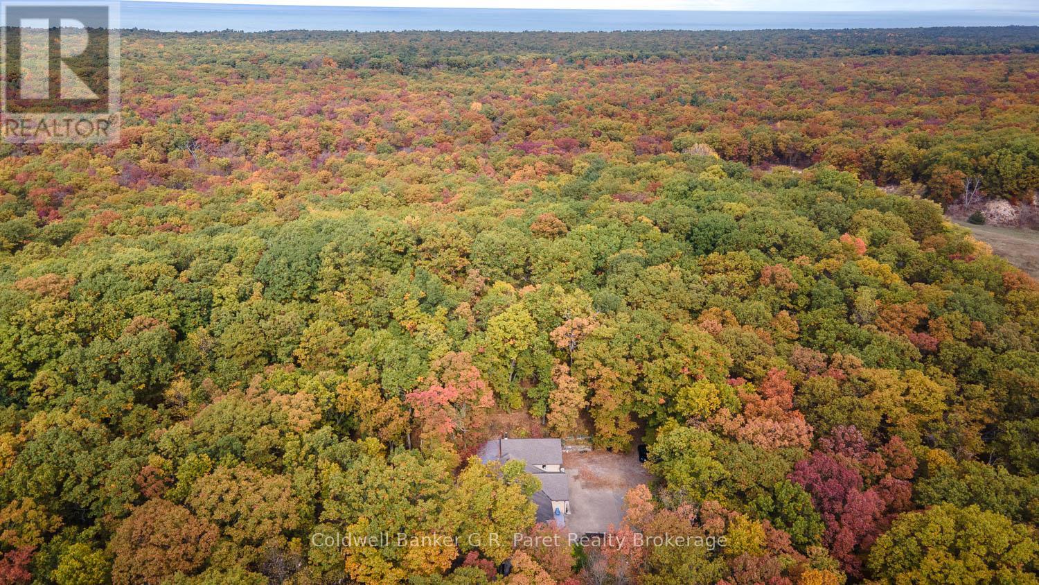 9862 Lakeshore Drive, Lambton Shores, Ontario  N0M 1T0 - Photo 46 - X12489656