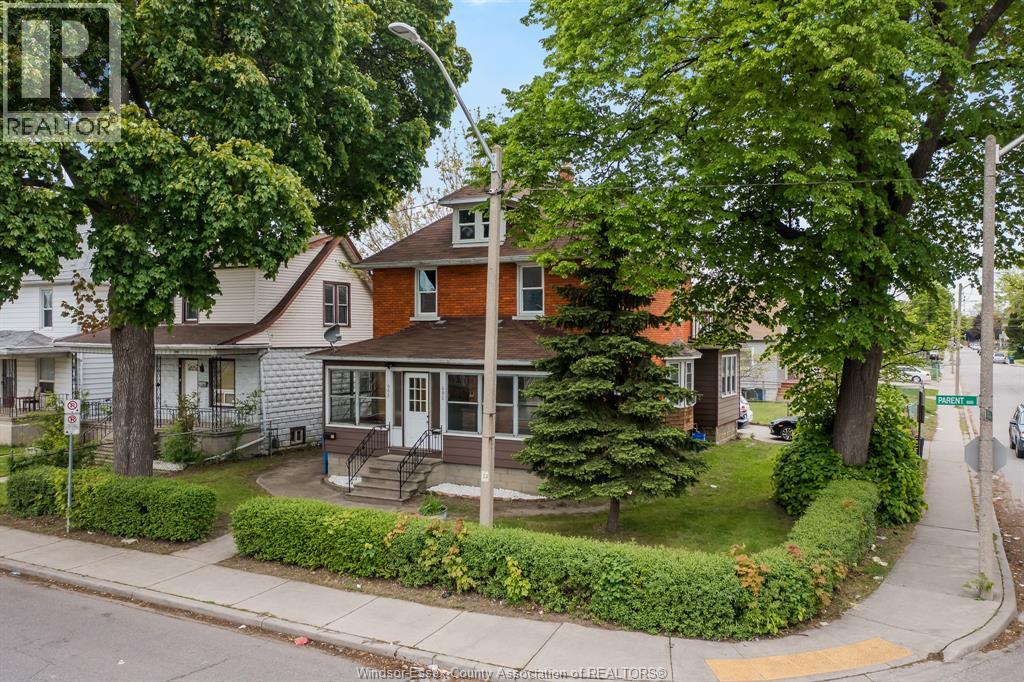 688-690 Parent Avenue, Windsor, Ontario  N9A 2C5 - Photo 2 - 26010809