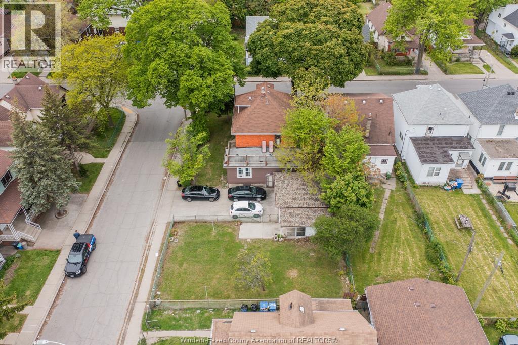 688-690 Parent Avenue, Windsor, Ontario  N9A 2C5 - Photo 3 - 26010809