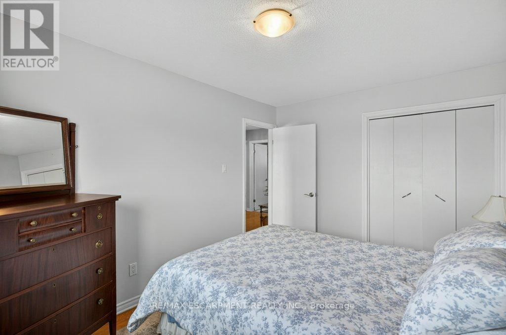 4 Camelot Drive, Hamilton, Ontario  L8V 2L2 - Photo 25 - X13132270
