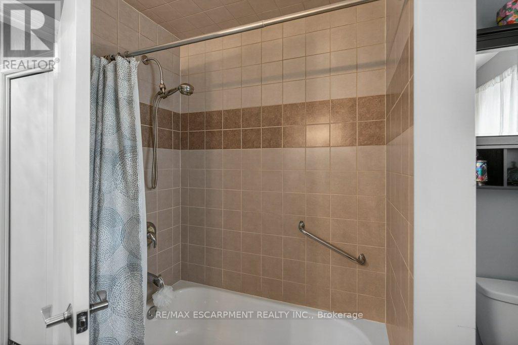 4 Camelot Drive, Hamilton, Ontario  L8V 2L2 - Photo 29 - X13132270