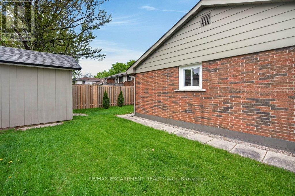 4 Camelot Drive, Hamilton, Ontario  L8V 2L2 - Photo 42 - X13132270