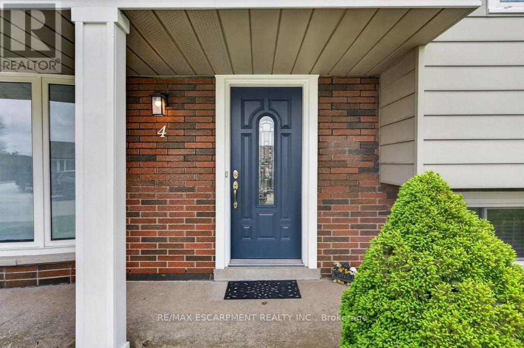 4 Camelot Drive, Hamilton, Ontario  L8V 2L2 - Photo 5 - X13132270