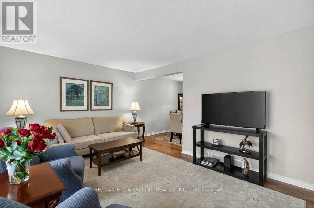4 Camelot Drive, Hamilton, Ontario  L8V 2L2 - Photo 9 - X13132270