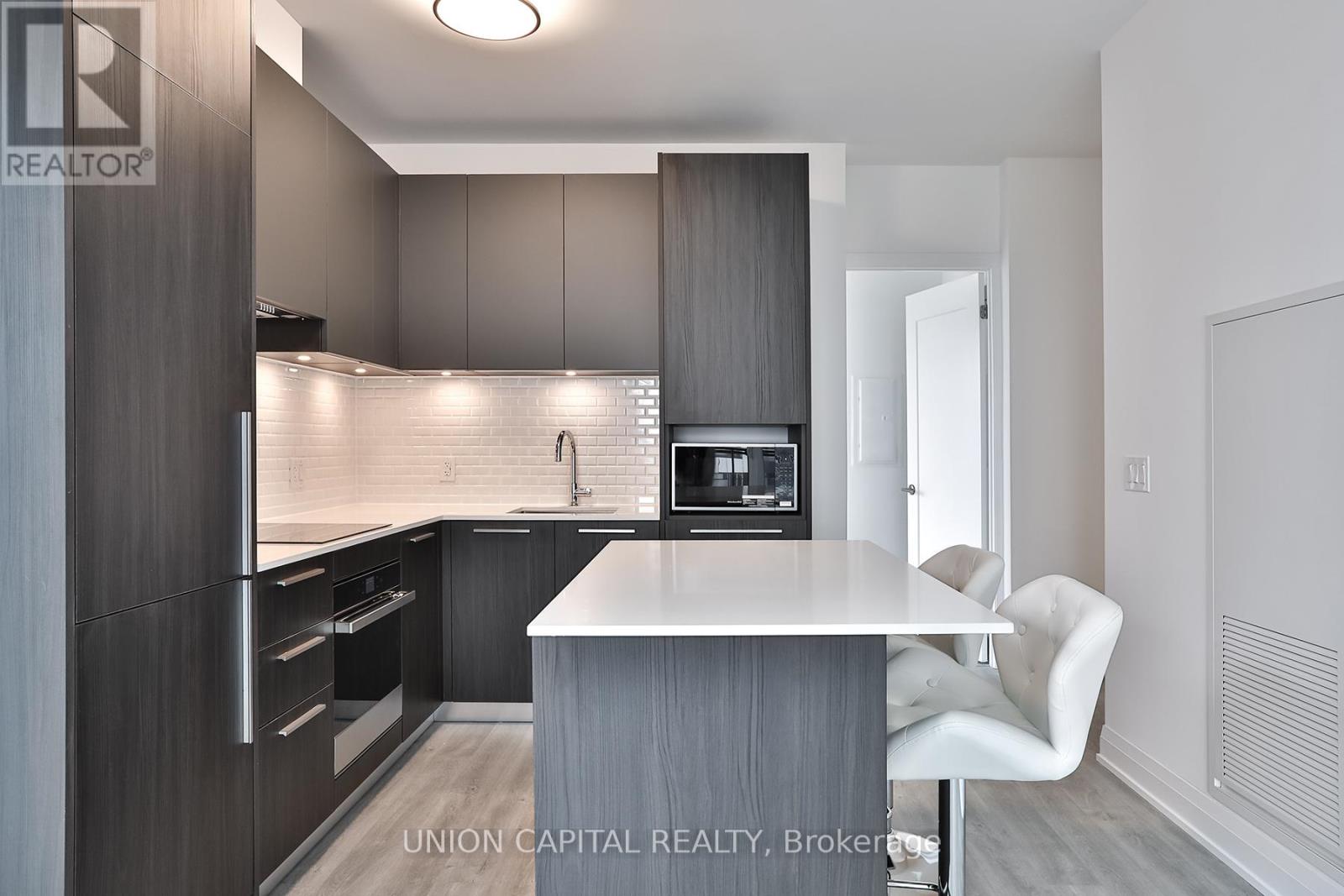 3503 - 65 Broadway Avenue, Toronto, Ontario  M4P 1T9 - Photo 18 - C13129272