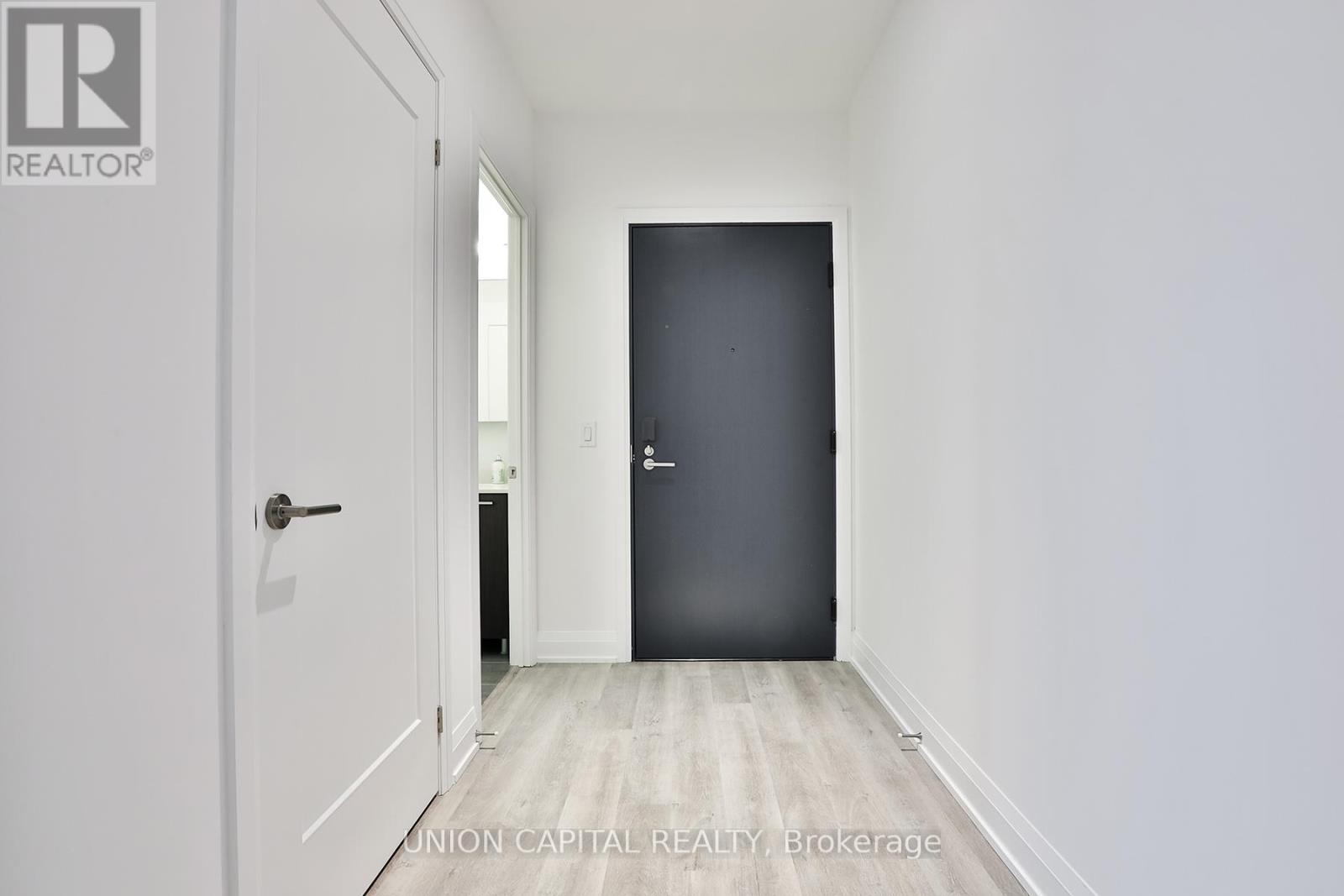 3503 - 65 Broadway Avenue, Toronto, Ontario  M4P 1T9 - Photo 2 - C13129272