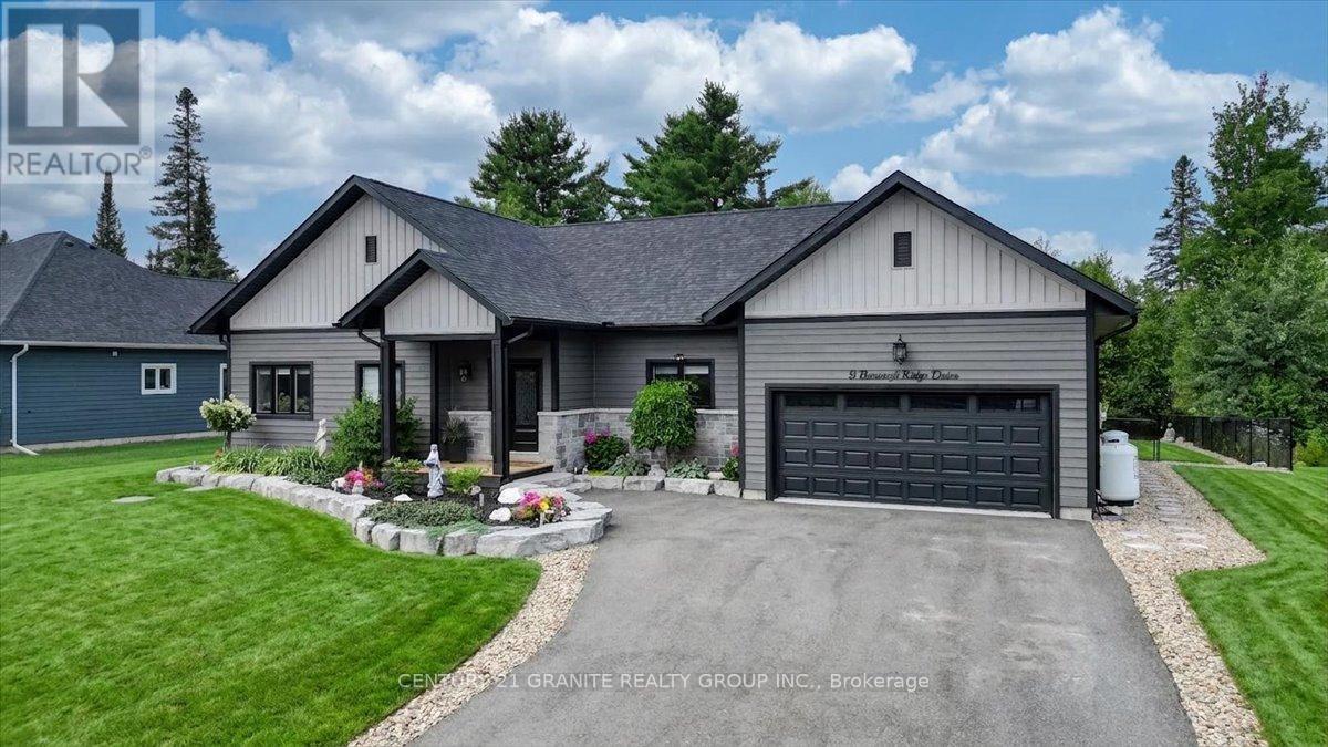 9 BANCROFT RIDGE DRIVE, Bancroft, Ontario