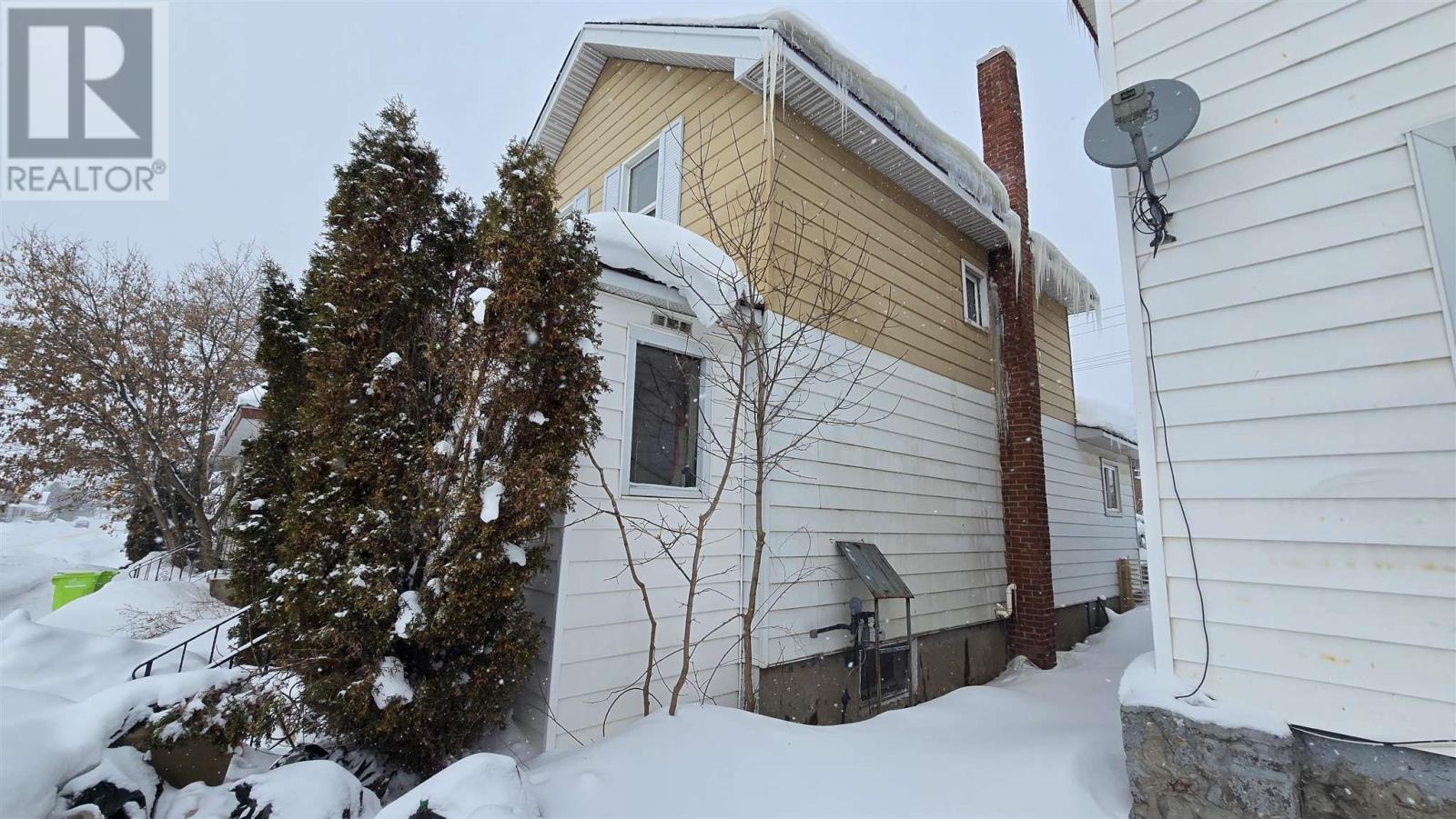 36 Cathcart St, Sault Ste. Marie, Ontario  P6A 1E1 - Photo 5 - SM260238