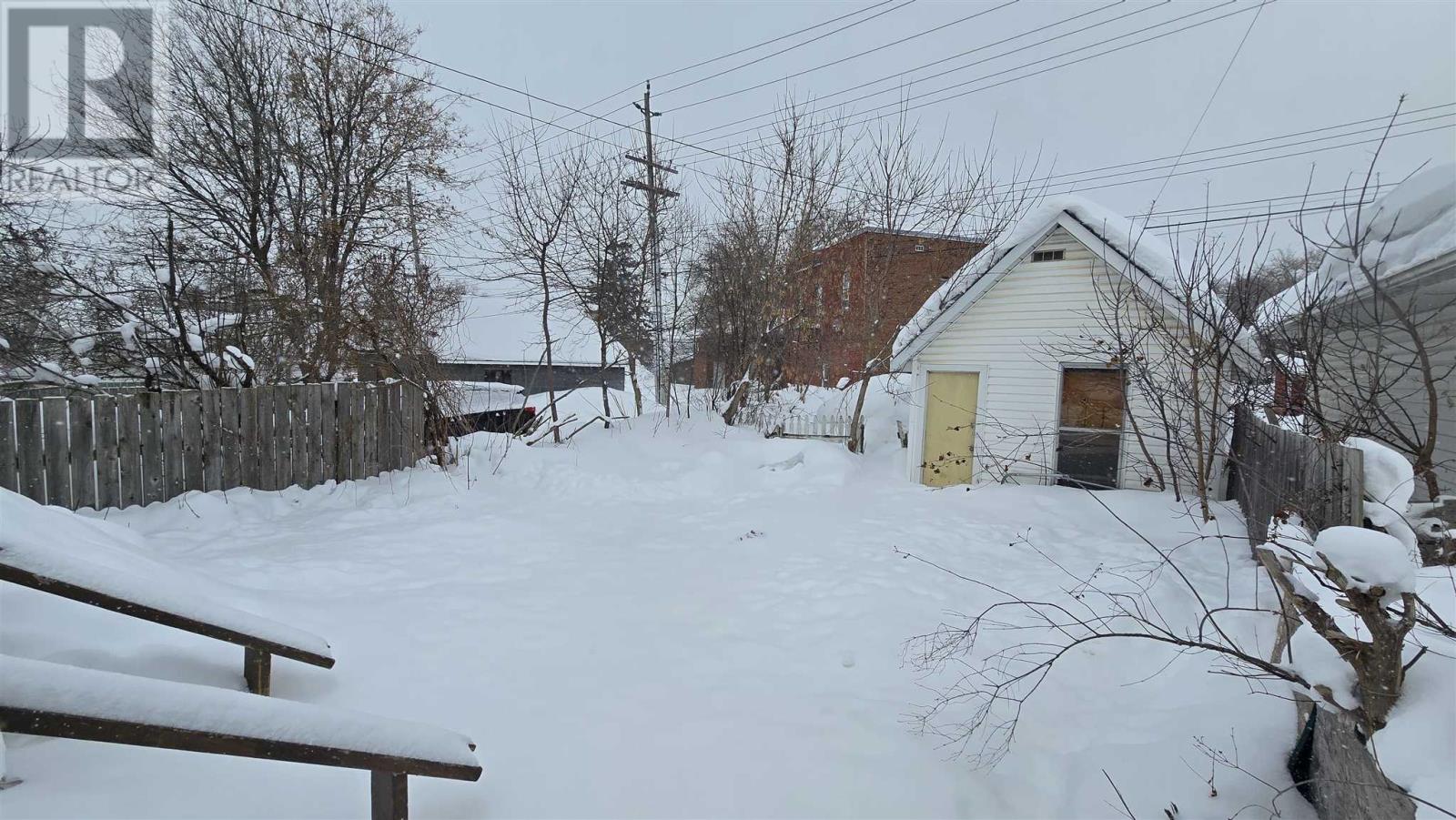 36 Cathcart St, Sault Ste. Marie, Ontario  P6A 1E1 - Photo 8 - SM260238