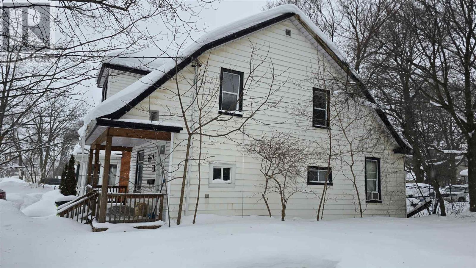 157 Church St, Sault Ste. Marie, Ontario  P6A 3H7 - Photo 4 - SM260262