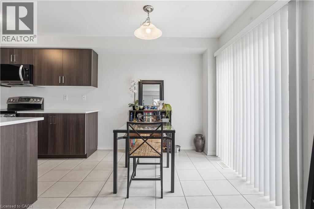 45 W Longboat Lane W, Brantford, Ontario  N3T 0P3 - Photo 9 - 40830527