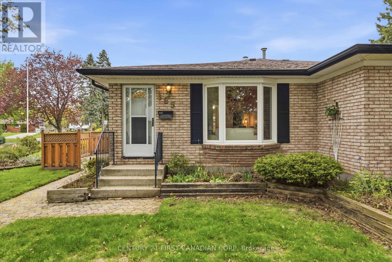 685 LADYBROOK CRESCENT, London South, Ontario