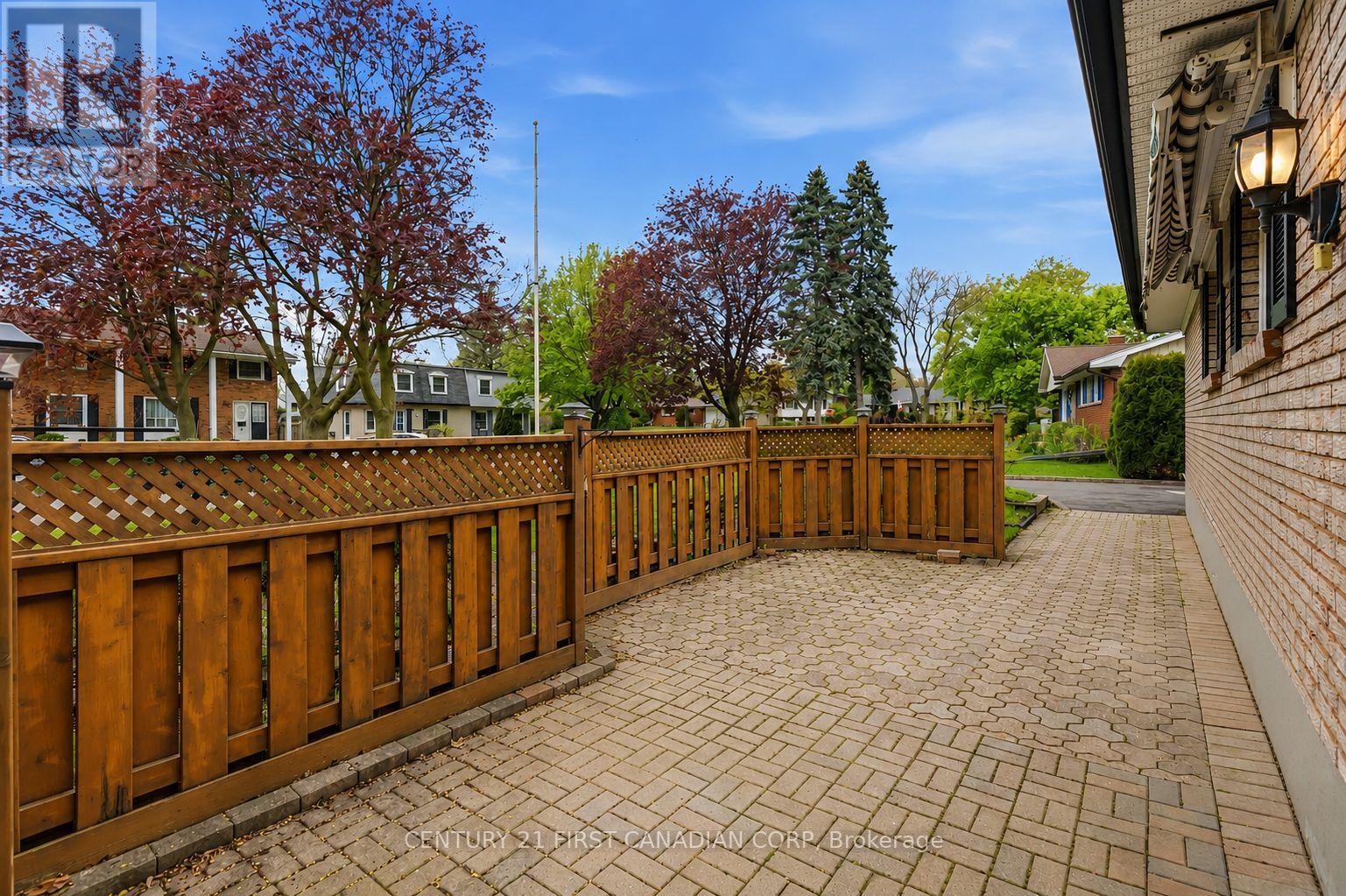 685 Ladybrook Crescent, London South, Ontario  N6J 2C4 - Photo 19 - X13132436