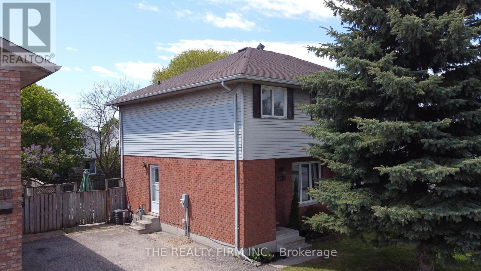 1138 Pearson Drive, Woodstock, Ontario  N4S 8V2 - Photo 4 - X13132600