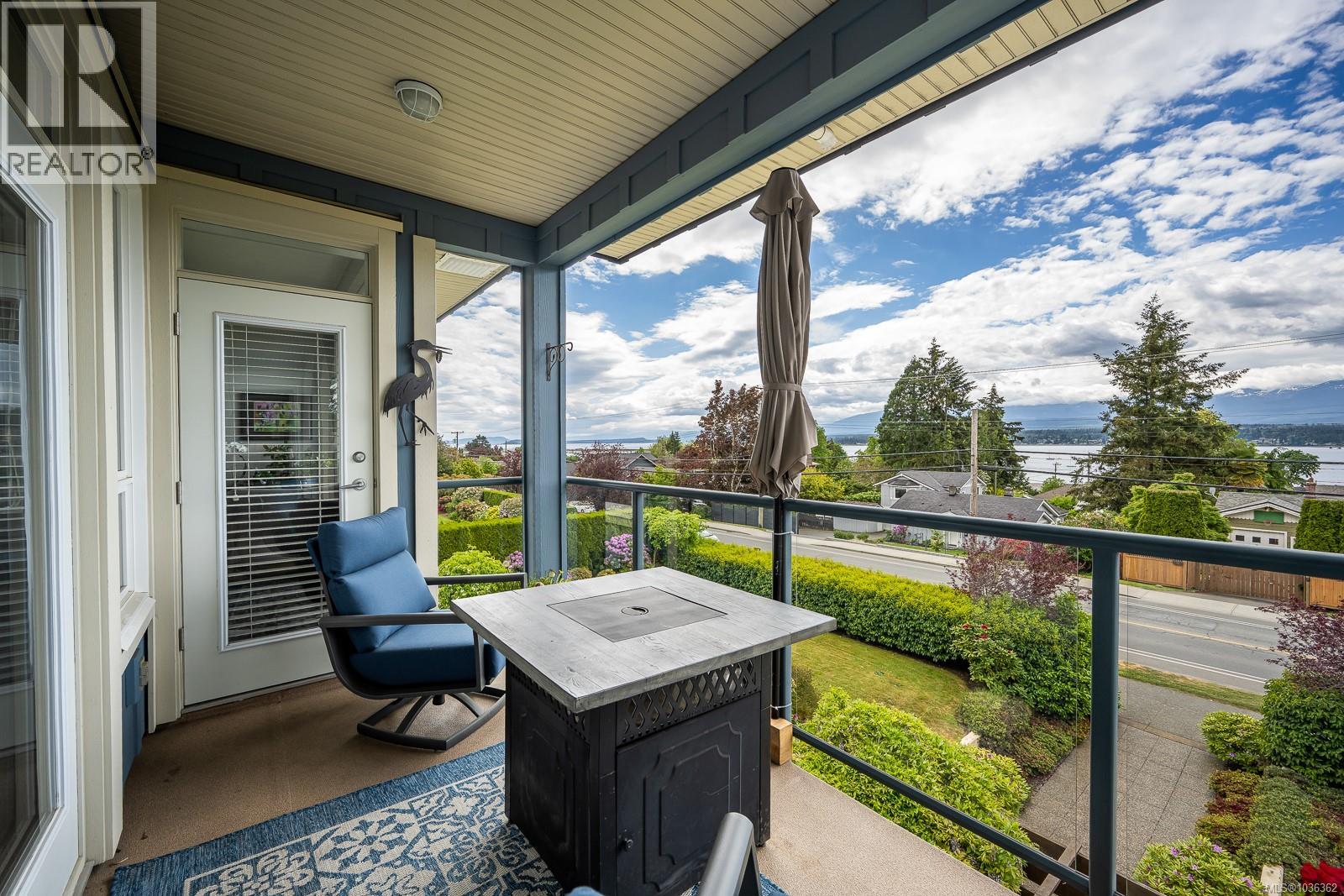 303 1912 Comox Ave, Comox, British Columbia  V9M 3M4 - Photo 10 - 1036362