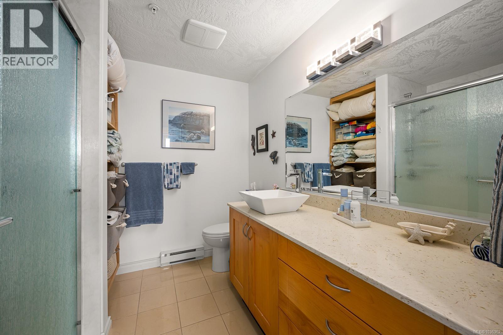 303 1912 Comox Ave, Comox, British Columbia  V9M 3M4 - Photo 19 - 1036362