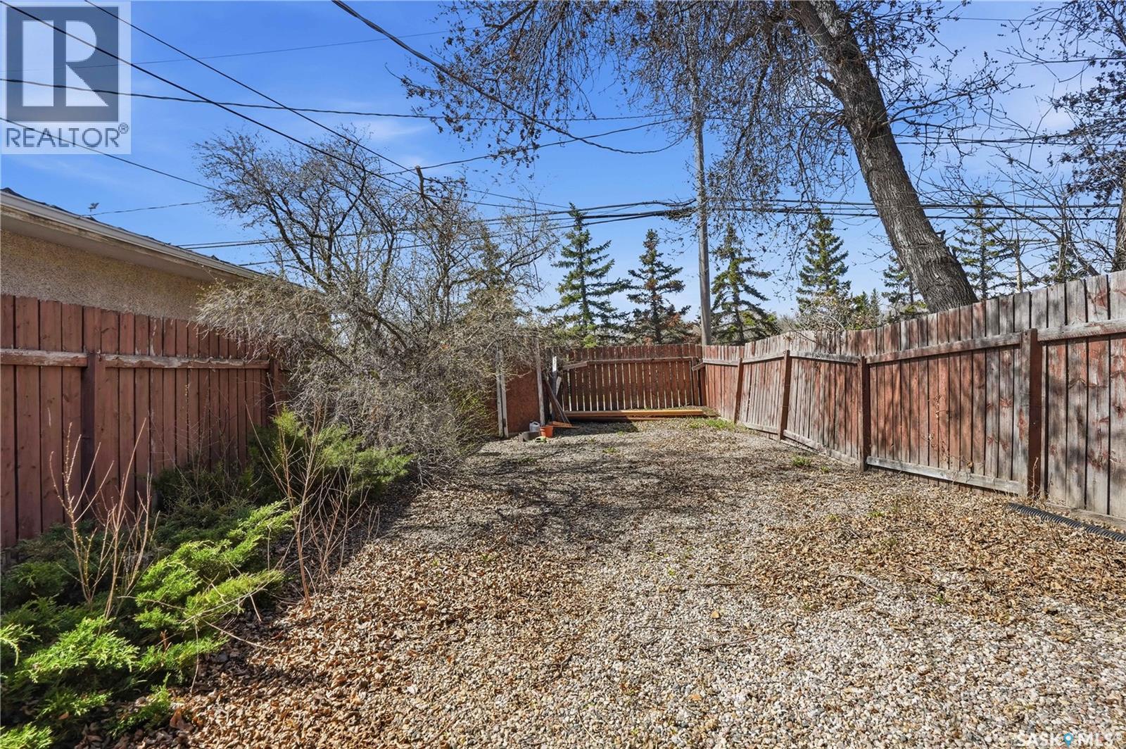 322 Froom Crescent, Regina, Saskatchewan  S4N 1B7 - Photo 37 - SK035900