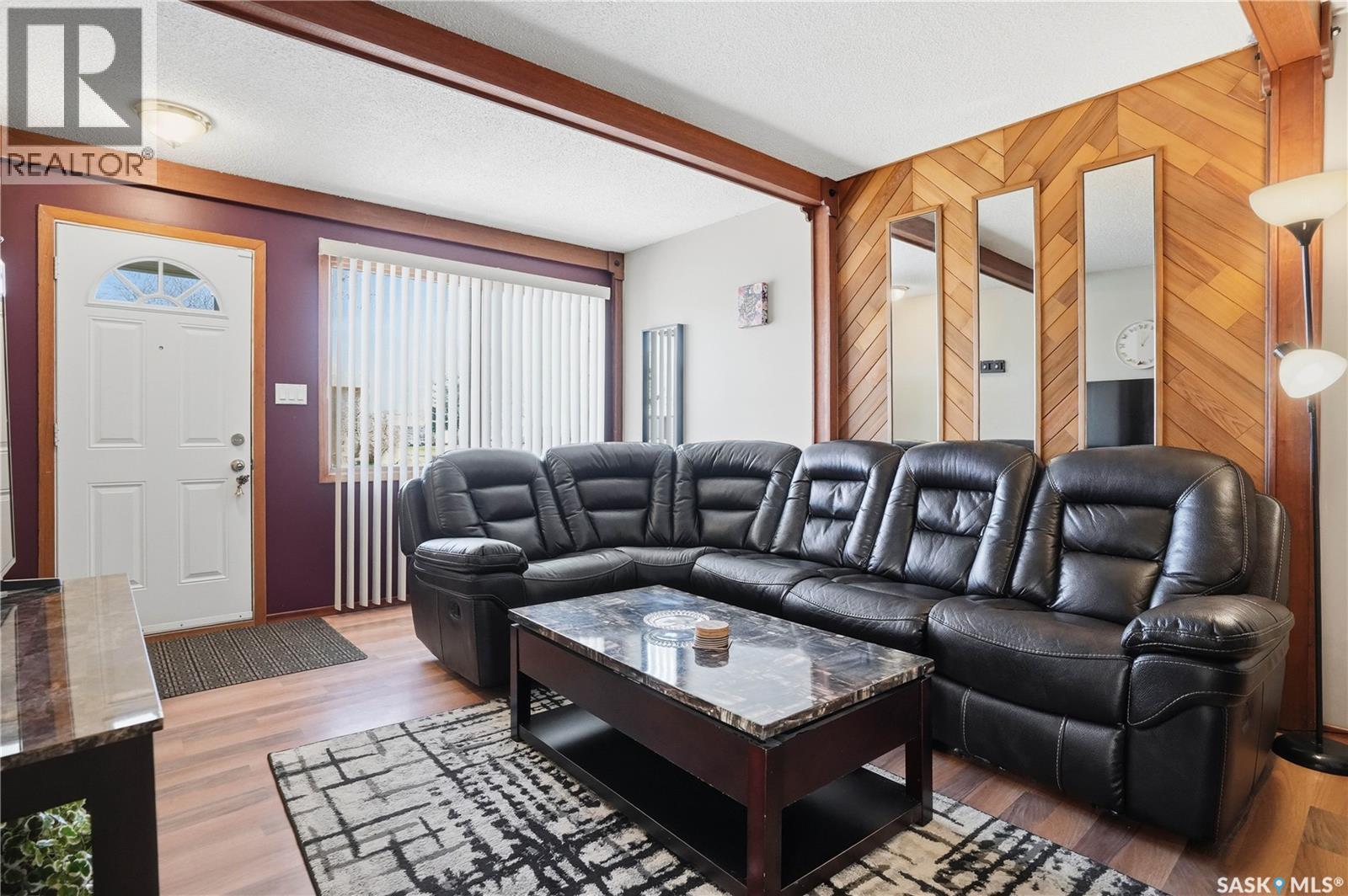 322 Froom Crescent, Regina, Saskatchewan  S4N 1B7 - Photo 7 - SK035900