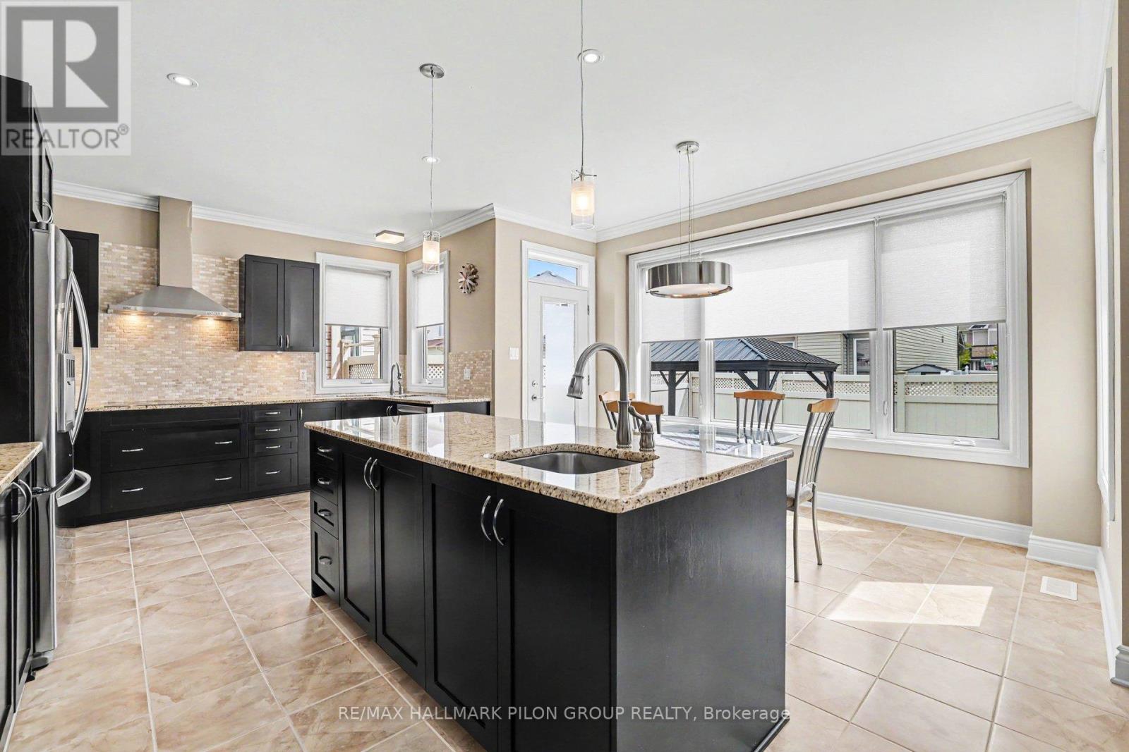 354 Oakcrest Way, Ottawa, Ontario  K4A 0S5 - Photo 8 - X13132542