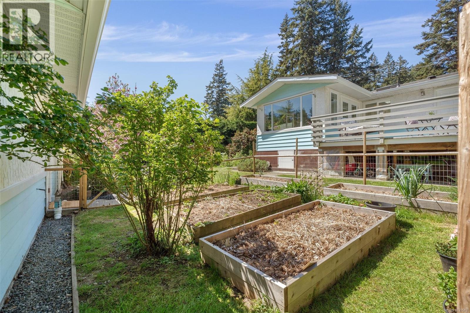 3703 Happy Valley Rd, Metchosin, British Columbia  V9C 3X4 - Photo 37 - 1031512