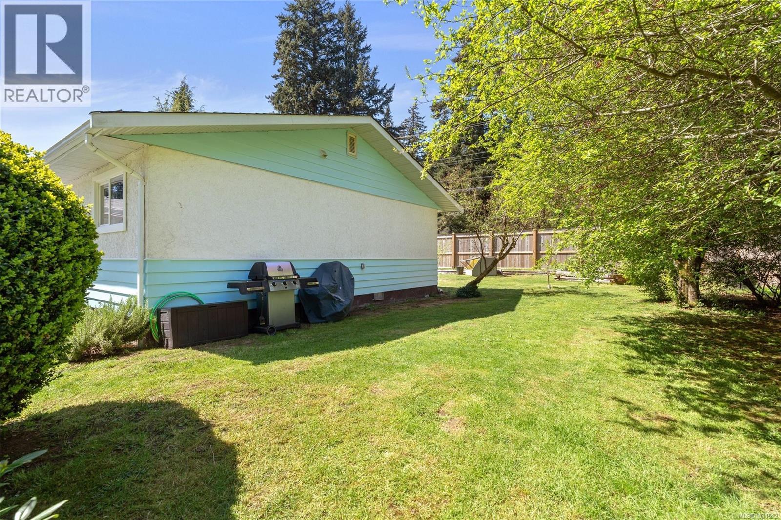 3703 Happy Valley Rd, Metchosin, British Columbia  V9C 3X4 - Photo 38 - 1031512