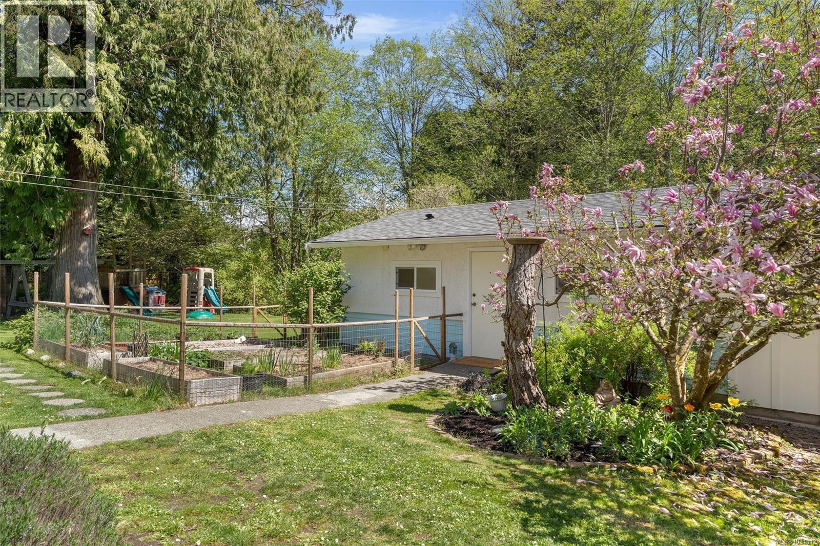 3703 Happy Valley Rd, Metchosin, British Columbia  V9C 3X4 - Photo 40 - 1031512