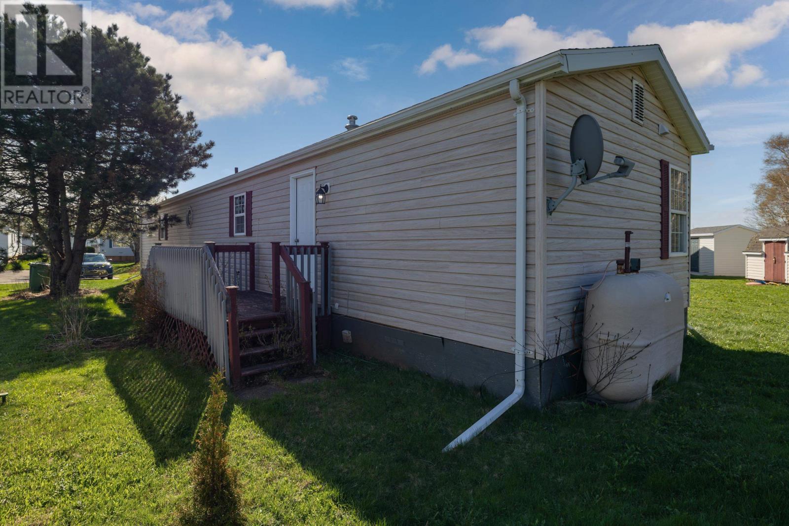 10 Windjammer Crescent, Charlottetown, Prince Edward Island  C1C 1M5 - Photo 23 - 202611021