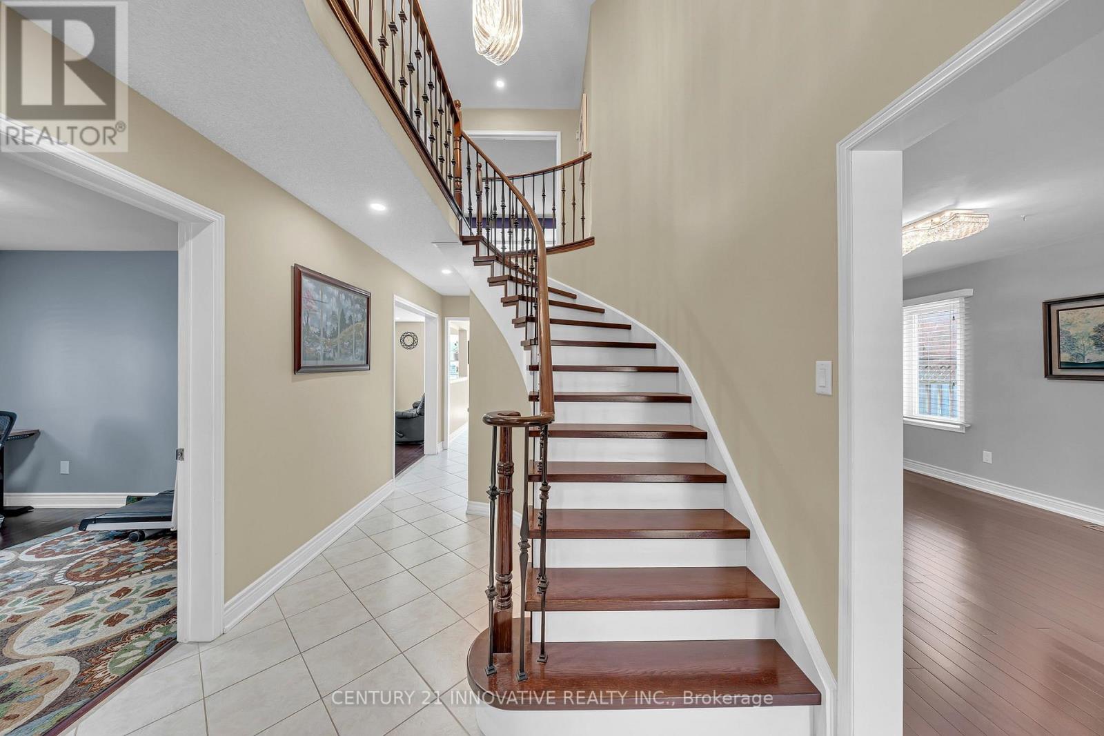 42 Kevi Crescent E, Richmond Hill, Ontario  L4B 3C8 - Photo 6 - N13129932