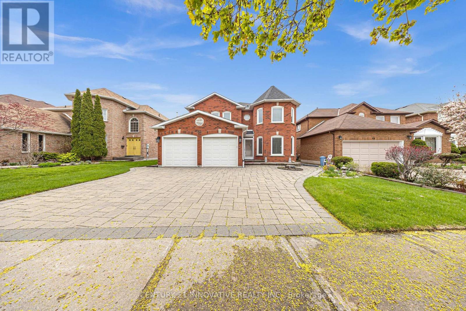 42 Kevi Crescent E, Richmond Hill, Ontario  L4B 3C8 - Photo 2 - N13129932