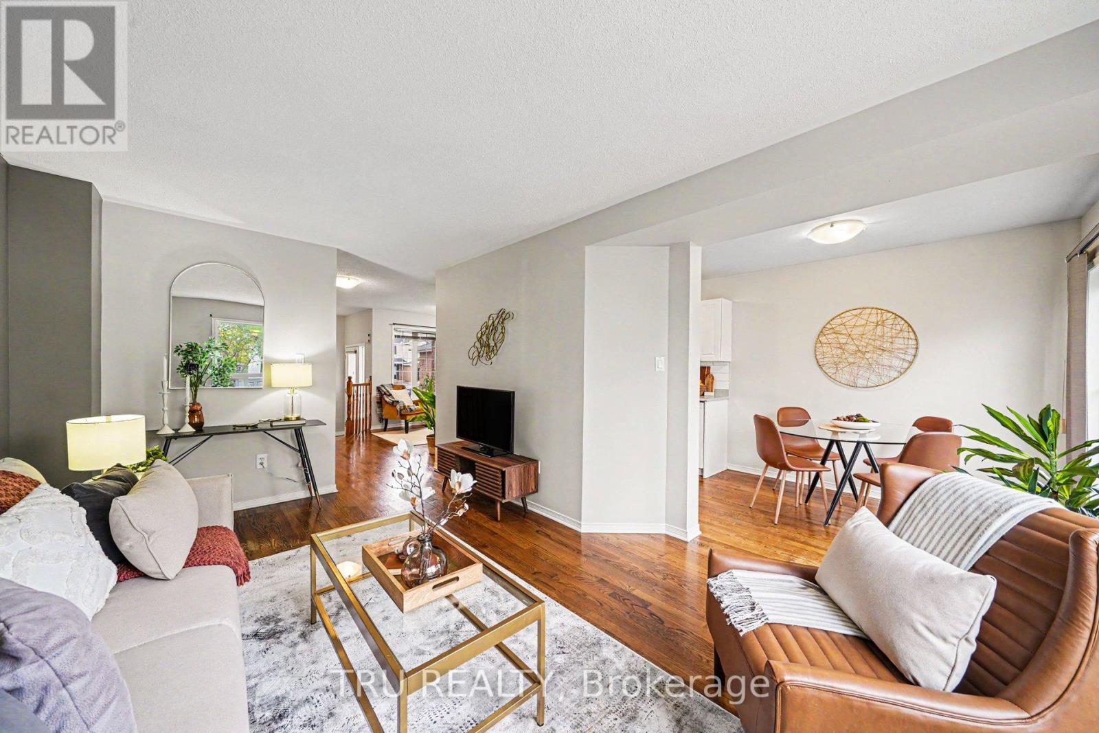 37 Daventry Crescent, Ottawa, Ontario  K2J 4N6 - Photo 9 - X12855878