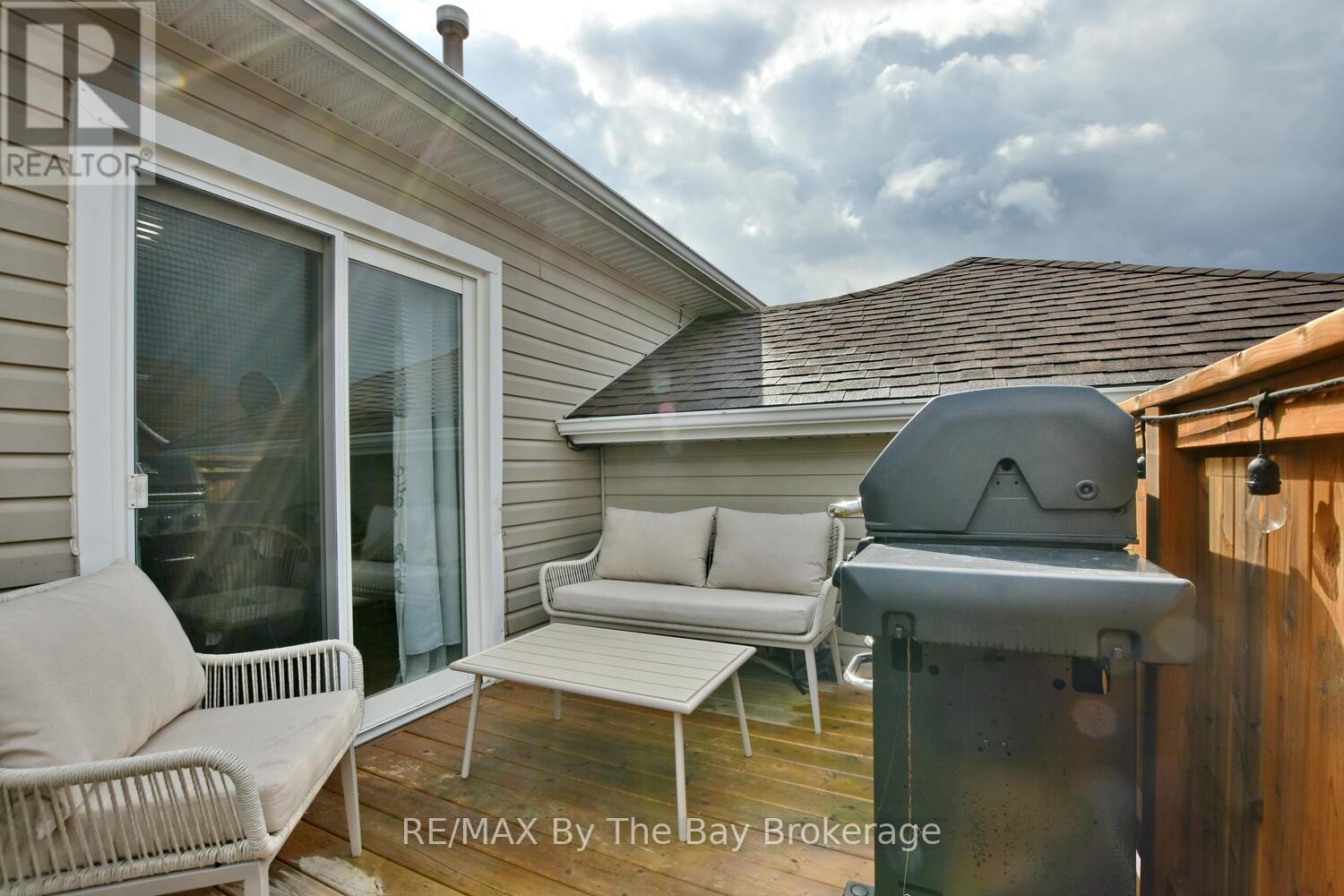 215 Montreal Street, Clearview (Stayner), Ontario  L0M 1S0 - Photo 12 - S13132462