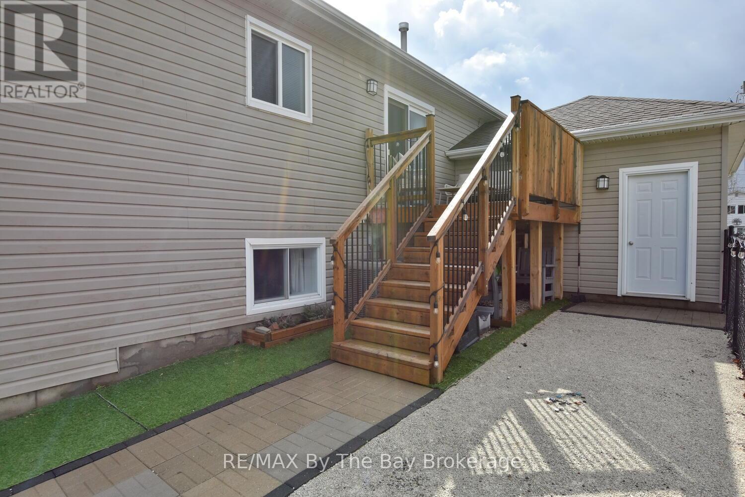 215 Montreal Street, Clearview (Stayner), Ontario  L0M 1S0 - Photo 31 - S13132462