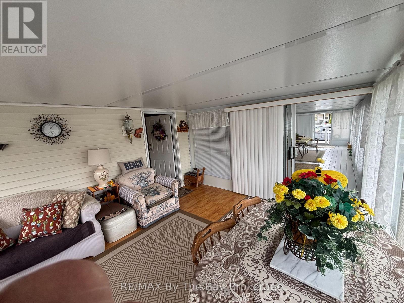 8 Huron Circle, Wasaga Beach, Ontario  L9Z 1X7 - Photo 18 - S13132544
