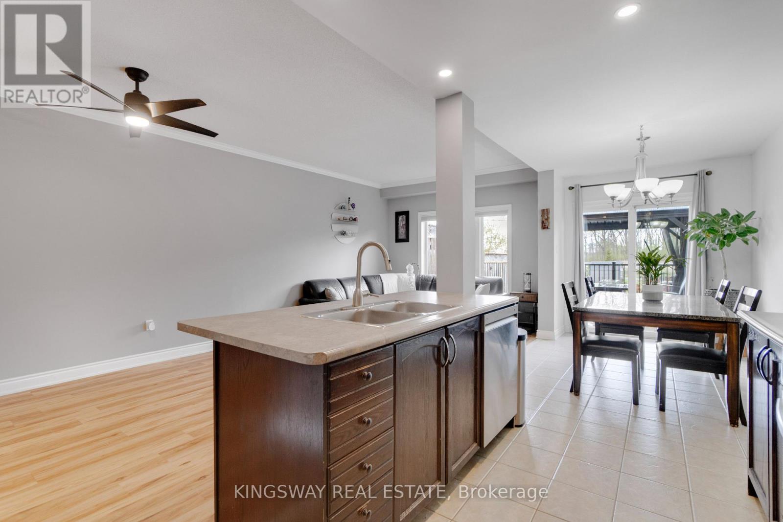 243 Southbrook Drive, Hamilton, Ontario  L0R 1C0 - Photo 12 - X13096342