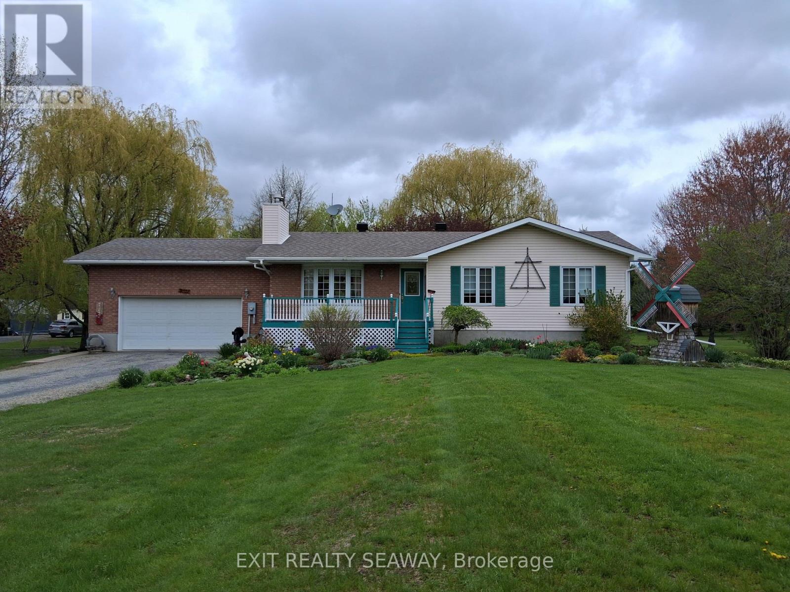 4557 Carman Road N, South Dundas, Ontario  K0E 1C0 - Photo 1 - X13132612