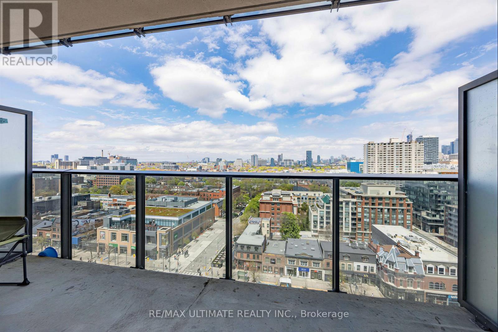 1708 - 330 Richmond Street W, Toronto, Ontario  M5V 0M4 - Photo 22 - C13132444