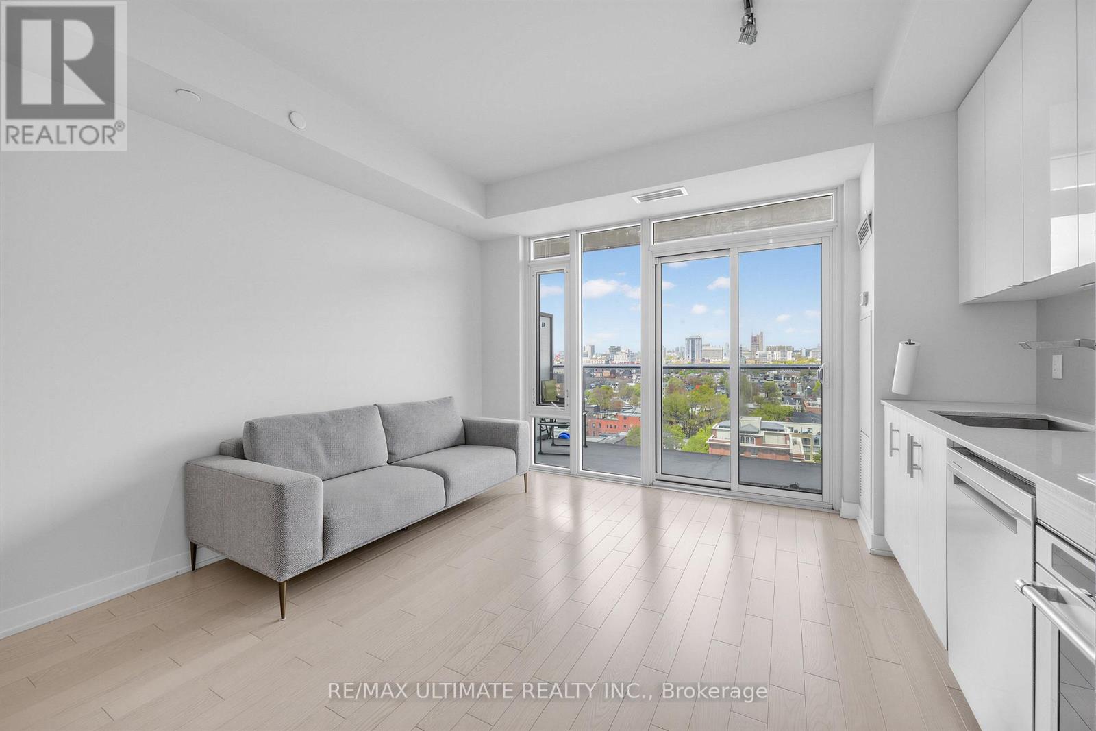 1708 - 330 Richmond Street W, Toronto, Ontario  M5V 0M4 - Photo 3 - C13132444