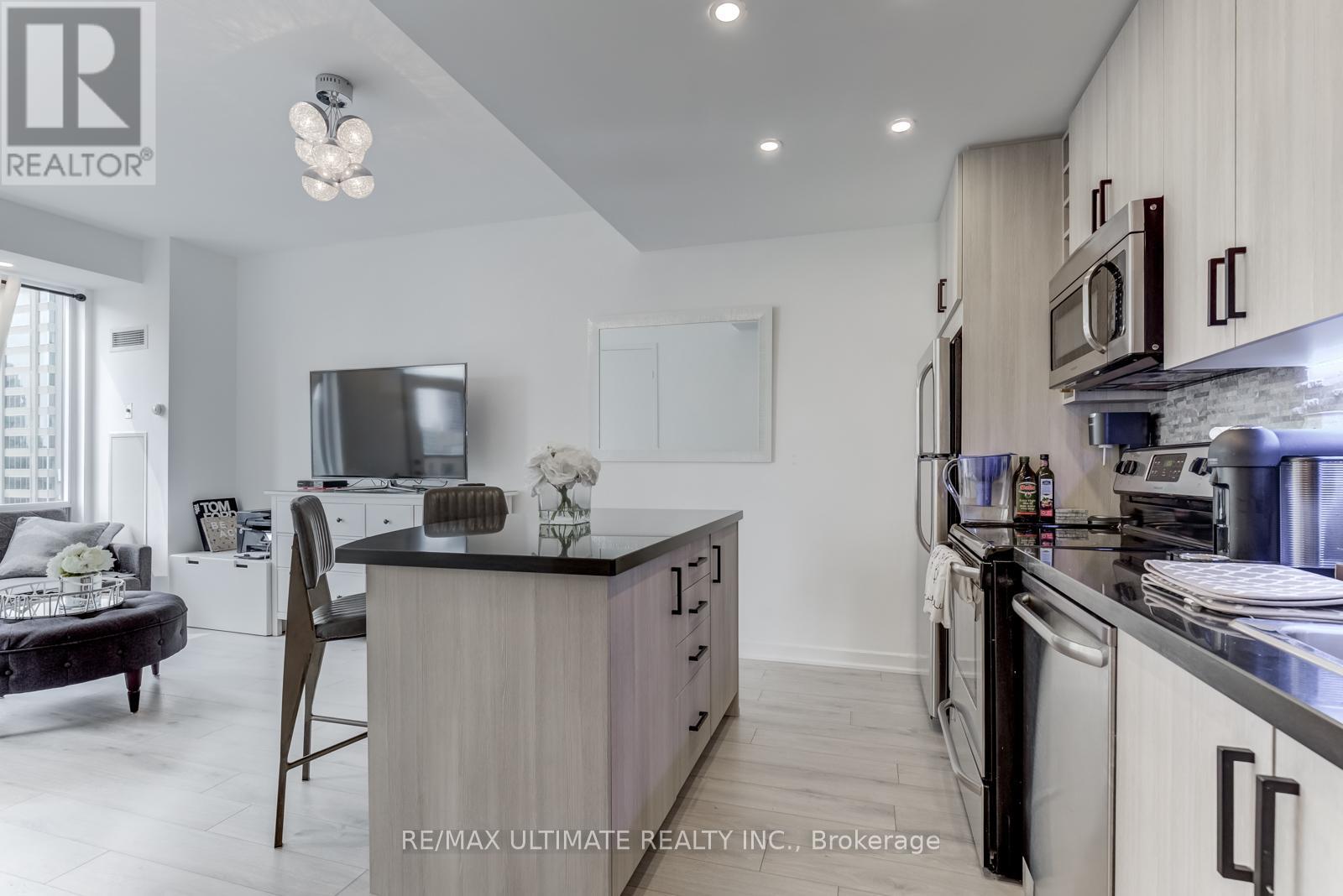 1814 - 85 Bloor Street E, Toronto, Ontario  M6J 3R1 - Photo 10 - C13132494